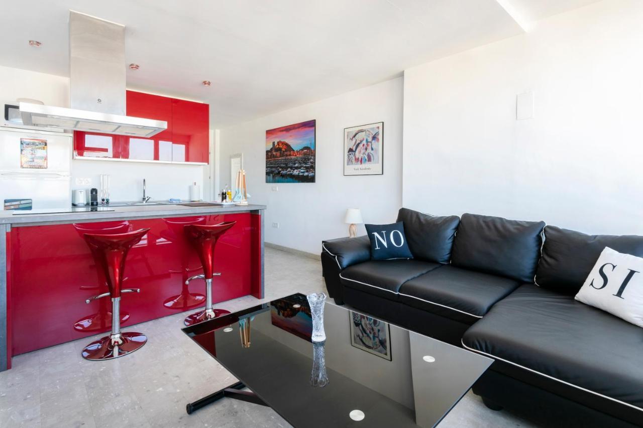 Beach Suite, City & Mountain View Alicante Exterior photo